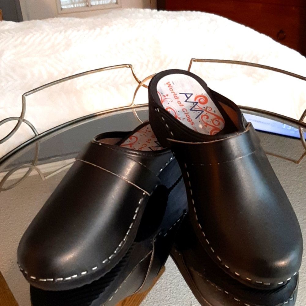 WORLD Of Clogs 100% Black Leather Studded Clogs‎ Shoes  New 37=6M